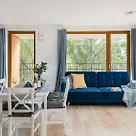 Pulawska 221 - Colorful With Balcony By Renters شقة وارسو
