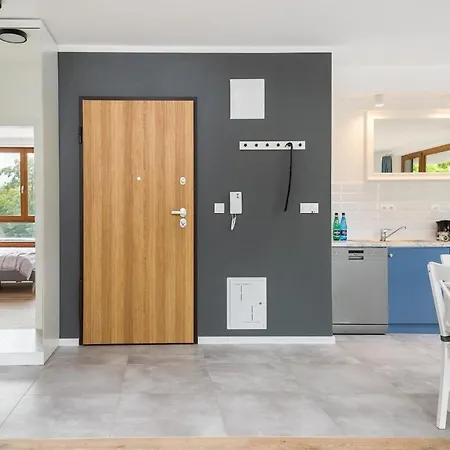 Pulawska 221 - Colorful With Balcony By Renters Apartmán