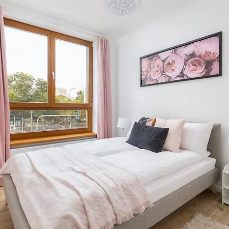 Pulawska 221 - Colorful With Balcony By Renters