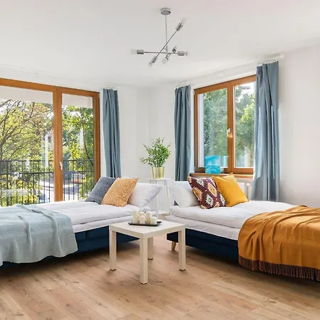 Pulawska 221 - Colorful With Balcony By Renters Apartment *