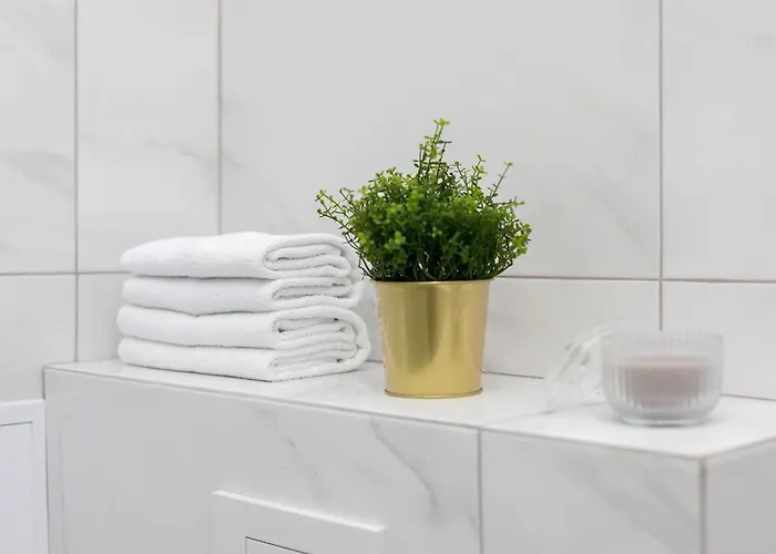 Pulawska 221 - Colorful With Balcony By Renters *