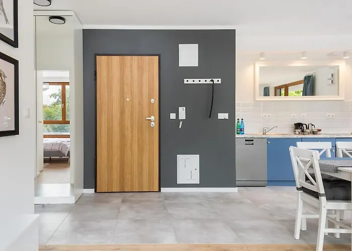 Pulawska 221 - Colorful With Balcony By Renters Apartman