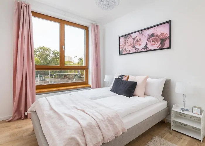 Pulawska 221 - Colorful With Balcony By Renters