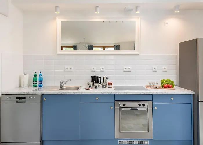 Pulawska 221 - Colorful With Balcony By Renters Varsó