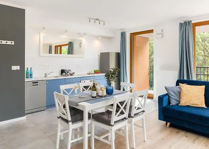 Pulawska 221 - Colorful With Balcony By Renters Apartman